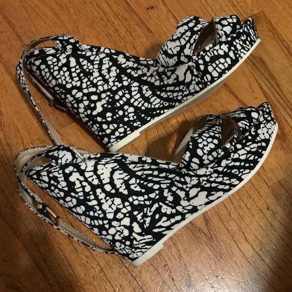 Aldo wedges - Picture 3 of 3